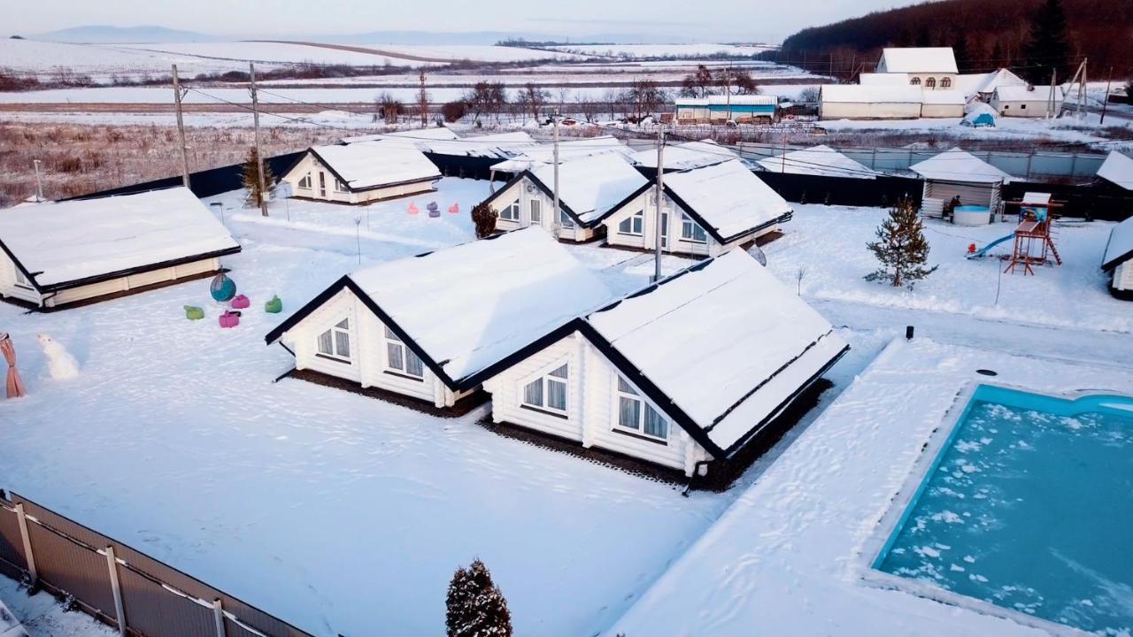 Canada Berehove  Bagian luar foto